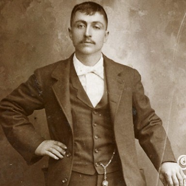 Italian immigrant, Connellsville, Pennsylvania, circa 1910s.